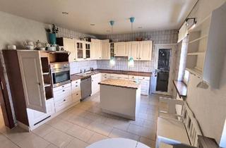 Wohnung kaufen in 66352 Großrosseln, Großrosseln - Interessante Nutzungsmöglichkeiten warten auf Sie !!