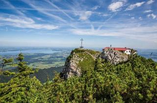 Haus kaufen in 83346 Bergen, Bergen - Geräumiges Wohn- und Geschäftshaus in zentrale Lage
