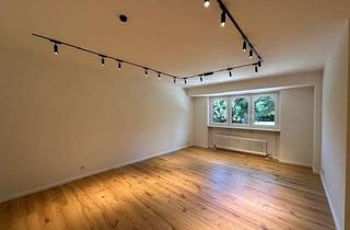 Wohnung kaufen in B 4, 68159 Mannheim, Am schönen Schillerplatz – 3-Zimmer-Wohnung mit Balkon und Aufzug in Mannheim