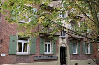 Wohnung kaufen in Böblinger Str. 233, 70199 Süd, Charmante, verkehrsgünstig gelegene 3 Zi-Whg. in Stuttgart-Süd