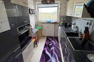 Wohnung kaufen in 38228 Lebenstedt, Helle 3-Zimmer-Wohnung mit Balkon, modernem Bad, Einbauküche und Außenstellplatz