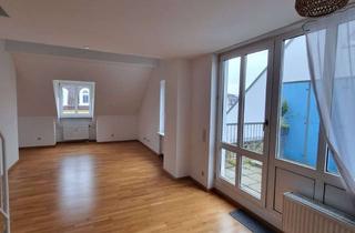 Wohnung kaufen in Parkstr. 39, 85435 Erding, Von PRIVAT: Galeriewohnung mit Dachterrasse & Stadtparkblick in Erding