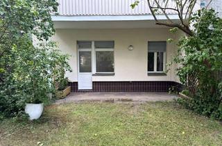Wohnung kaufen in Theodor-Heuss-Platz, 14050 Charlottenburg, Gartenwohnung in Berlin-Westend unweit Theodor-Heuss-Platz