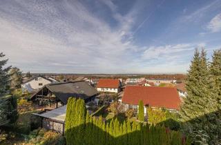 Wohnung kaufen in 75334 Straubenhardt, Helle 4-Zimmer-Wohnung mit Balkon und Garage