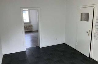 Wohnung mieten in Auerstr. 69, 45468 Mitte, Mülheim - Mitte : 2-Zimmer-Wohnung im 2. OG sucht Mieter