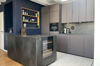 Wohnung mieten in 68159 Mannheim, Luxuriöse, möblierte Wohnung mit Balkonen im Herzen der Stadt.