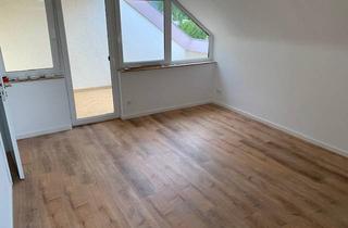 Wohnung mieten in 71394 Kernen, exklusive 2-Zimmer-DG-Wohnung mit EBK und Dachterasse in Kernen-Rommelshausen