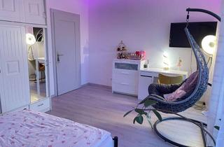 Wohnung mieten in Exerzierplatz, 66953 Pirmasens, Wunderschönes Zimmer in Frauen-WG im Zentrum neben Rathaus