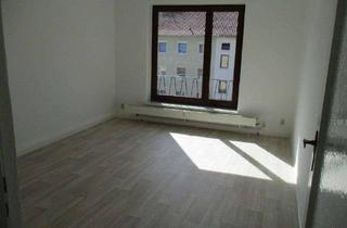 Wohnung mieten in Forstweg 11, 01814 Porschdorf, GESUCHTER 3-4 RAUM-WOHNUNGSTYP IN BAD SCHANDAU! FRISCH RENOVIERT IM 1.OBERGESCHOSS!