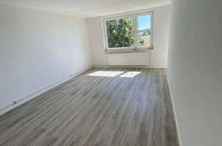 Wohnung mieten in Im Schling 10, 32584 Löhne, Gemütliche 2-Raumwohnung mit Balkon - In Renovierung