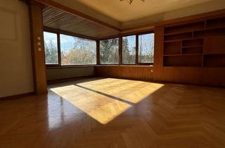 Einfamilienhaus kaufen in 71120 Grafenau, Freistehendes Einfamilienhaus mit großem Garten und Pool