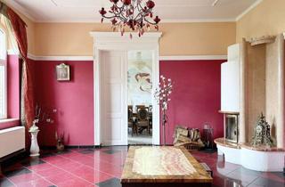 Doppelhaushälfte kaufen in 17089 Grapzow, Doppelhaushälfte im historischen Gutshausstil – großzügiges Wohnen mit Potenzial in Grapzow