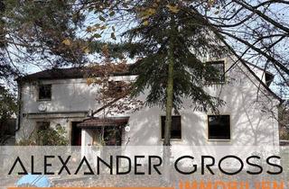 Haus kaufen in 90552 Röthenbach, DHH mit großem Grundstück in Röthenbach an der Pegnitz