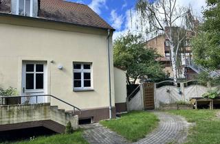 Haus mieten in Alt-Lichtenrade 101, 12309 Lichtenrade, Geräumige Doppelhaushälfte; ruhige Lage mit großem Hobbykeller