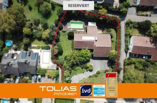 Grundstück zu kaufen in Landhausweg, 71254 Ditzingen, Traumhaftes Grundstück in A-Lage! Frei stehendes Architektenhaus mit Pool - großer Anbau genehmigt