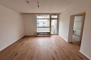 Wohnung kaufen in 12277 Berlin, Sanierter Rückzugsort mit Balkon & Stellplatz – Stilvolle 2-Zimmer-Wohnung im grünen Süden Berlins