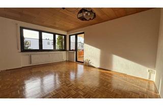 Wohnung kaufen in 92224 Amberg, Helle 3-Zimmer-ETW mit Loggia, Eichenparkett & gepflegter WEG – sofort bezugsfrei