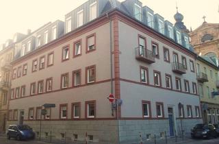 Wohnung mieten in A 3, 68159 Mannheim, Gepflegt wohnen in A3: Ruhiges, kernsaniertes Appartement mit großem Balkon