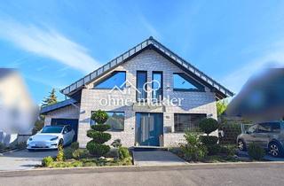 Einfamilienhaus kaufen in 53359 Rheinbach, Modernes Einfamilienhaus mit Pool, PV-Anlage & exklusiver Ausstattung in Wormersdorf