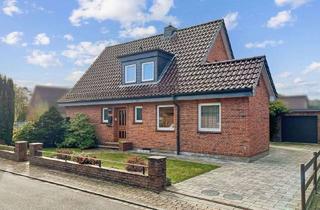 Einfamilienhaus kaufen in 24782 Büdelsdorf, Einfamilienhaus mit Einliegerwohnung und viel Potenzial in ruhiger Lage von Büdelsdorf