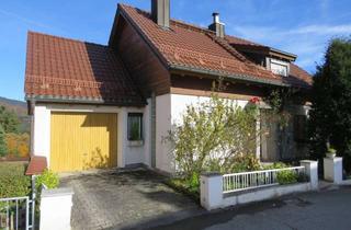 Einfamilienhaus kaufen in 94469 Deggendorf, Einfamilienhaus mit Einliegerwohnung in ruhiger Aussichtslage am Stadtrand von Deggendorf/Kohlberg