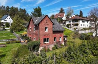 Einfamilienhaus kaufen in 35688 Dillenburg, Charmantes Einfamilienhaus mit Garage und großzügigem Grundstück