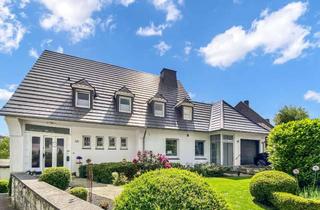Einfamilienhaus kaufen in 59581 Warstein, Großzügiges Einfamilienhaus mit Einliegerwohnung – zentrale Wohnlage am Schorenweg in Warstein