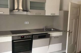 Haus mieten in Kröblitzer Straße 12, 92431 Neunburg, Einfamilienhaus mit 6 Zimmern und Garage in Neunburg vorm Wald