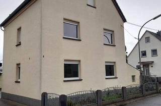 Haus mieten in Mühlenweg, 56753 Welling, Ich bin für Sie frei! EFH mit Garten und 2 Garagen