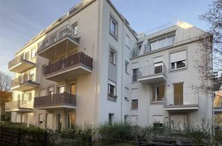 Wohnung kaufen in Treskowallee, 10318 Berlin, Elegante Erdgeschosswohnung mit Privatgarten im Herzen von Berlin-Karlshorst