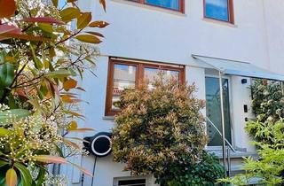 Doppelhaushälfte kaufen in 72622 Nürtingen, Nürtingen - Stilvolle Doppelhaushälfte zentrumsnah - EinziehenWohlfühlen