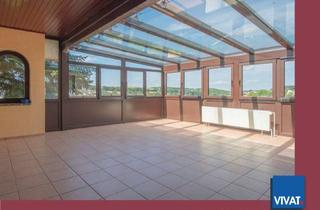 Haus kaufen in 61279 Grävenwiesbach, Grävenwiesbach - Wintergarten, Blick, Gartenpool, PV, viel Platz für die Familie - großes EFH oder Generationenhaus