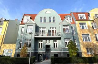 Wohnung kaufen in 18055 Stadtmitte, Luxuriöse 4-Zimmer-Wohnung mit eigenem Garten im Rostocker Bahnhofsviertel