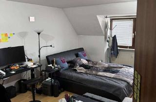 Wohnung kaufen in 91052 Erlangen, Chance für Eigennutzer und Anleger: 3 Zimmer-Wohnung mitten in Erlangen inkl. Stellplatz
