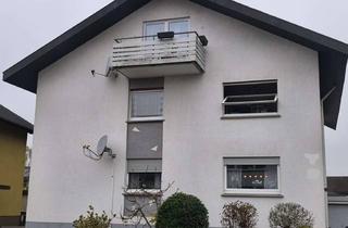 Wohnung kaufen in 76547 Sinzheim, Ihr neues Zuhause! Große helle Obergeschoßwohnung mit Balkon in Sinzheim-Kartung