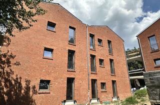 Wohnung kaufen in Neustadt-Glewe-Weg 10, 22113 Oststeinbek, NEUBAU - 4 Zimmer mit Balkon, TG-Stellplatz, Fußbodenheizung, Rollläden, KfW 40, provionsfrei