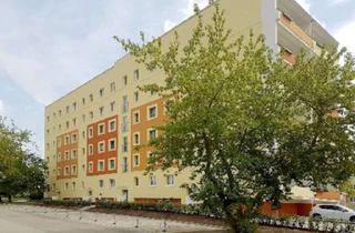 Wohnung mieten in Bürgermeister-Schlaaff-Straße, 17192 Waren, 2-Raum Wohnung mit Balkon ab 15.12.2025