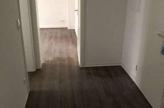Wohnung mieten in Hüllerstraße, 44649 Wanne, Frisch renovierte Single Wohnung im Dachgeschoss