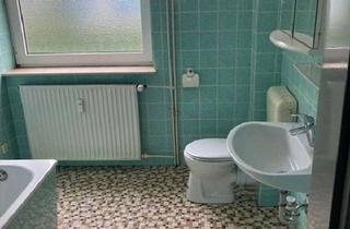 Wohnung mieten in Auf Der Sandhöhe, 26826 Weener, 2-Zimmerwohnung mit Balkon für Selbstrenovierer - 2 Kaltmieten geschenkt!