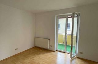 Wohnung mieten in 97769 Bad Brückenau, Schönes Wohnen auf 80 m² – mit Balkon und Einbauküche