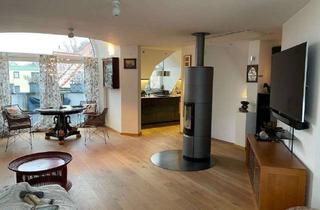 Wohnung mieten in Germeringerstraße 2a, 82131 Gauting, 2,5 Zimmer Dachgeschossperle mit zwei Balkonen im Herzen Gautings