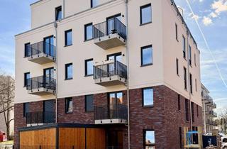Wohnung mieten in Adolf-Heyden-Straße, 12555 Köpenick, Sofort einziehen: 2 Zimmer im Dachgeschoss mit Terrasse zur Spree (WE 22)