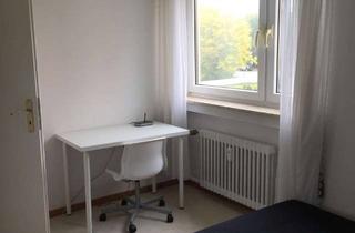 WG-Zimmer mieten in Hölderlinstraße, 71069 Sindelfingen, Zimmer Doppelzimmer in 4-Schlafzimmer Wohnung