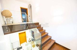 Doppelhaushälfte kaufen in 46236 Bottrop, DOPPELHAUSHÄLFTE: 160 m² nutzbare Fläche, großes Grundstück, 4 Stellplätze & Schrauber-Garage