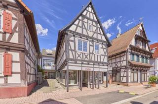 Haus kaufen in 76870 Kandel, Charme trifft Vielseitigkeit – Fachwerkhaus mit Gewerbe- und Wohneinheit im Herzen von Kandel