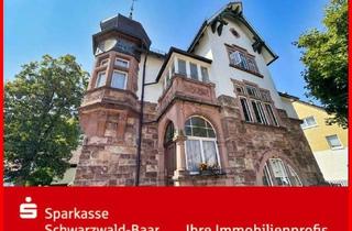 Mehrfamilienhaus kaufen in 78147 Vöhrenbach, Mehrfamilienhaus mit Doppelgarage