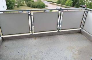 Anlageobjekt in 06237 Leuna, Gemütliche und gut vermietete 3-Zimmer mit Balkon, Wannenbad und Stellplatz in ruhiger Lage!