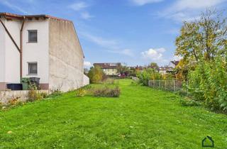 Grundstück zu kaufen in 77933 Lahr, Attraktives Baugrundstück - Bauvorbescheid für ein 3-Familienhaus