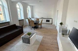 Wohnung kaufen in Weinstraße 102, 67480 Edenkoben, Kernsanierte Erdgeschoss Wohnung mit Barriere freiem Bad