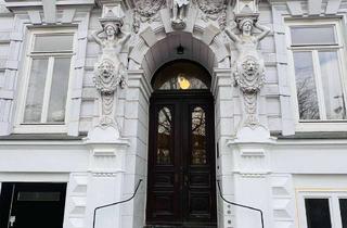 Wohnung kaufen in Hansaplatz, 20099 St. Georg, Stilvoller Altbautraum am Hansaplatz - Exklusive 4-Zimmer-Wohnung mit Luxusbad, Sauna & Balkon